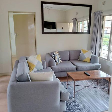 Victoria Apartments Livingstone Extérieur photo