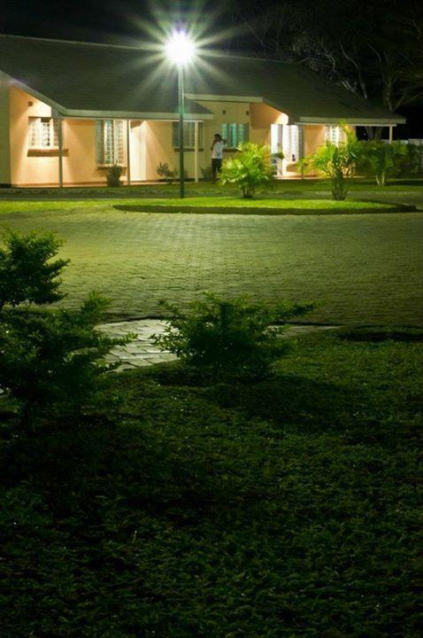 Victoria Apartments Livingstone Extérieur photo